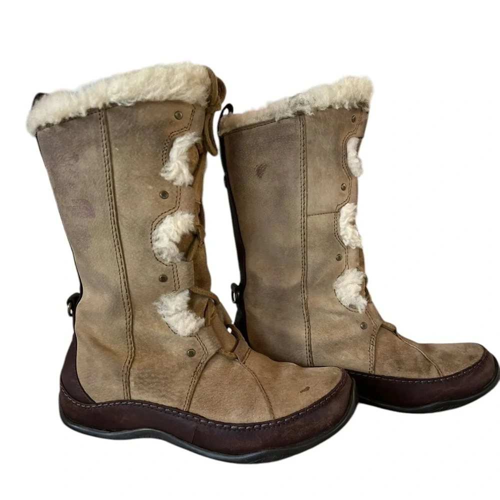 The North Face Tan and Brown Winter Boots with Fur Trim Size 6.5